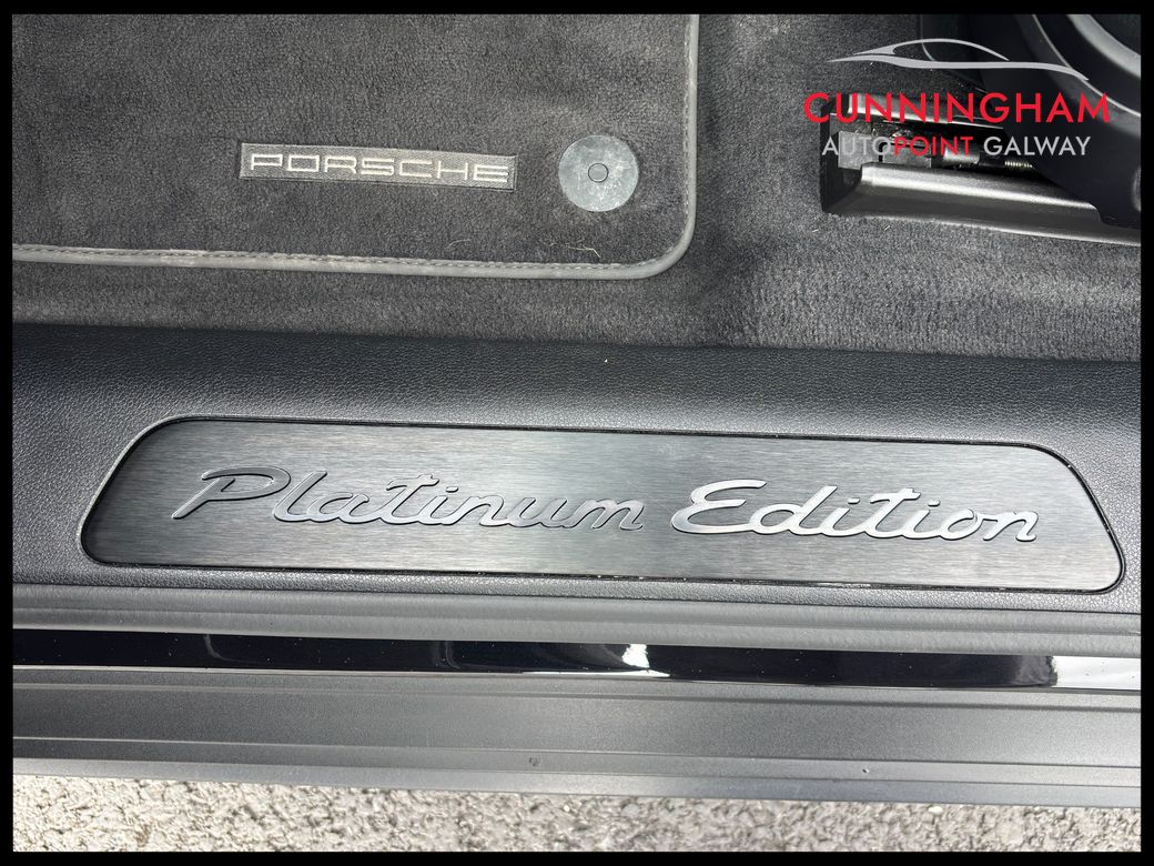 2022 Porsche Panamera
