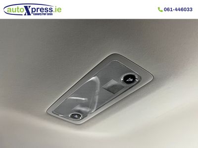 2015 Lexus IS 300h