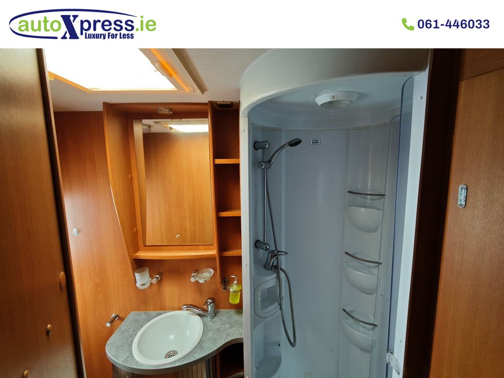 2009 Lunar Motorcaravan