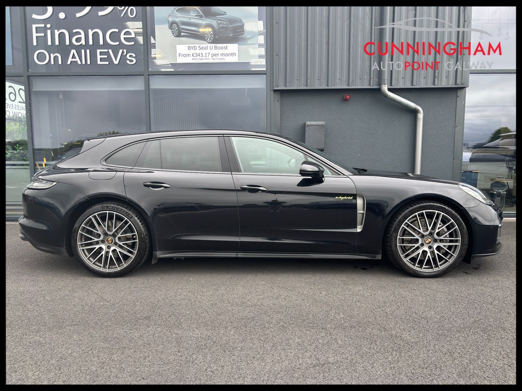 2022 Porsche Panamera