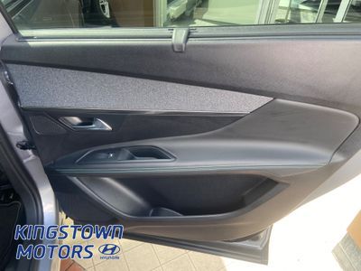 2023 Peugeot 5008