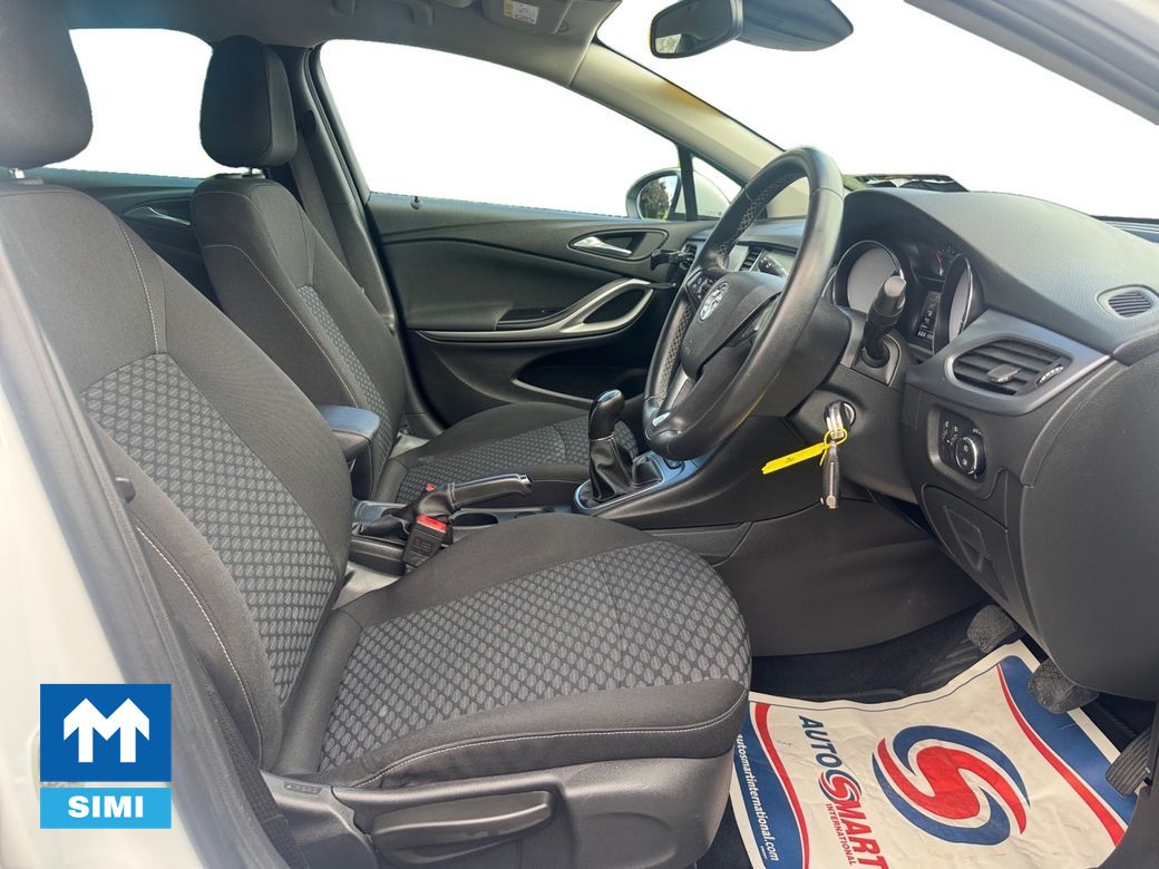 2018 Vauxhall Astra