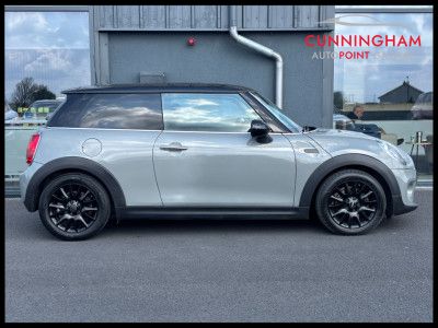 2017 Mini Hatch