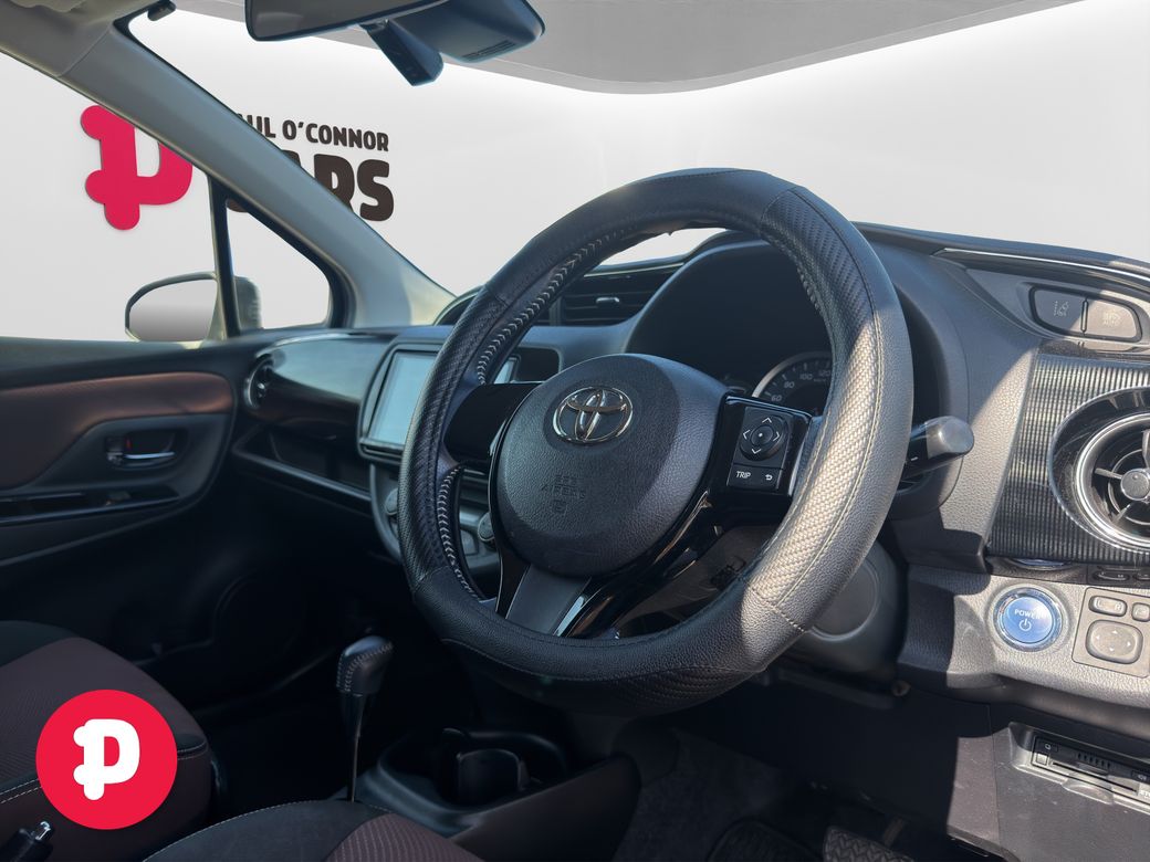 2017 Toyota Vitz