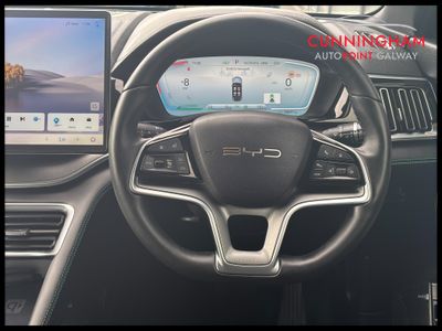 2025 BYD Seal U