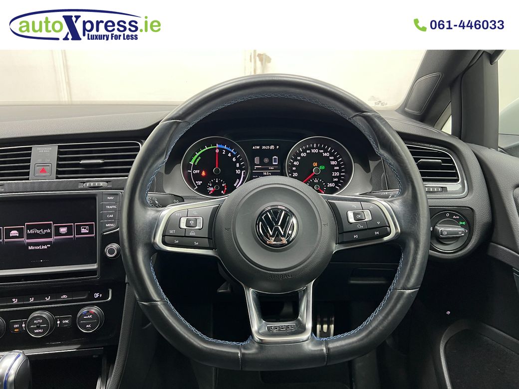 2017 Volkswagen Golf