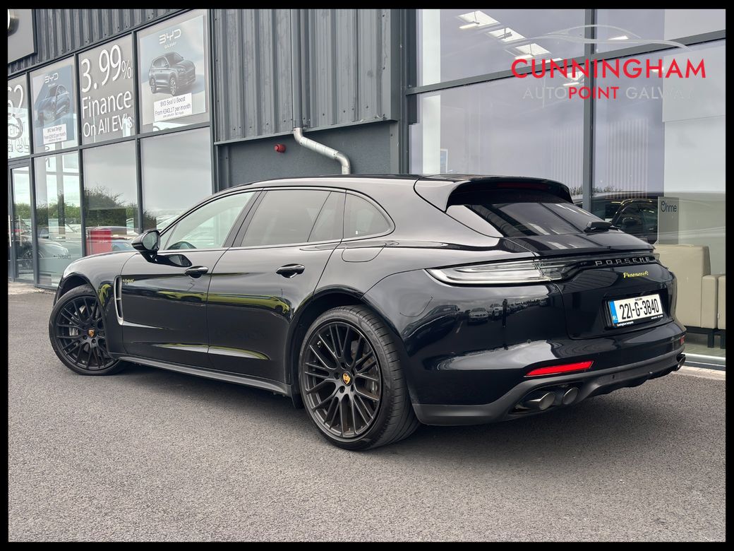 2022 Porsche Panamera