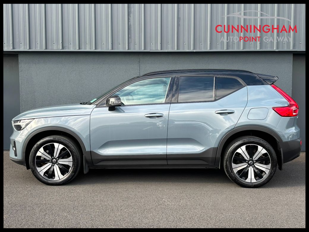 2023 Volvo XC40