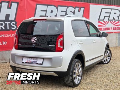 2016 Volkswagen up!