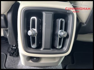 2020 Volvo XC40
