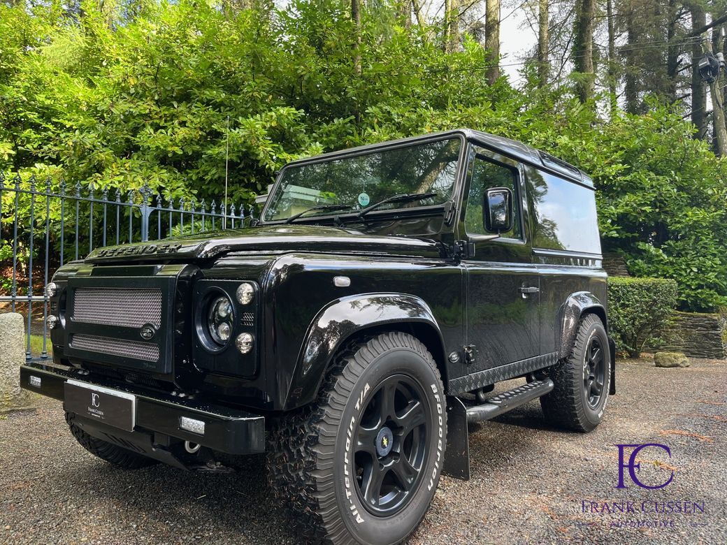 2015 Land Rover Defender 90