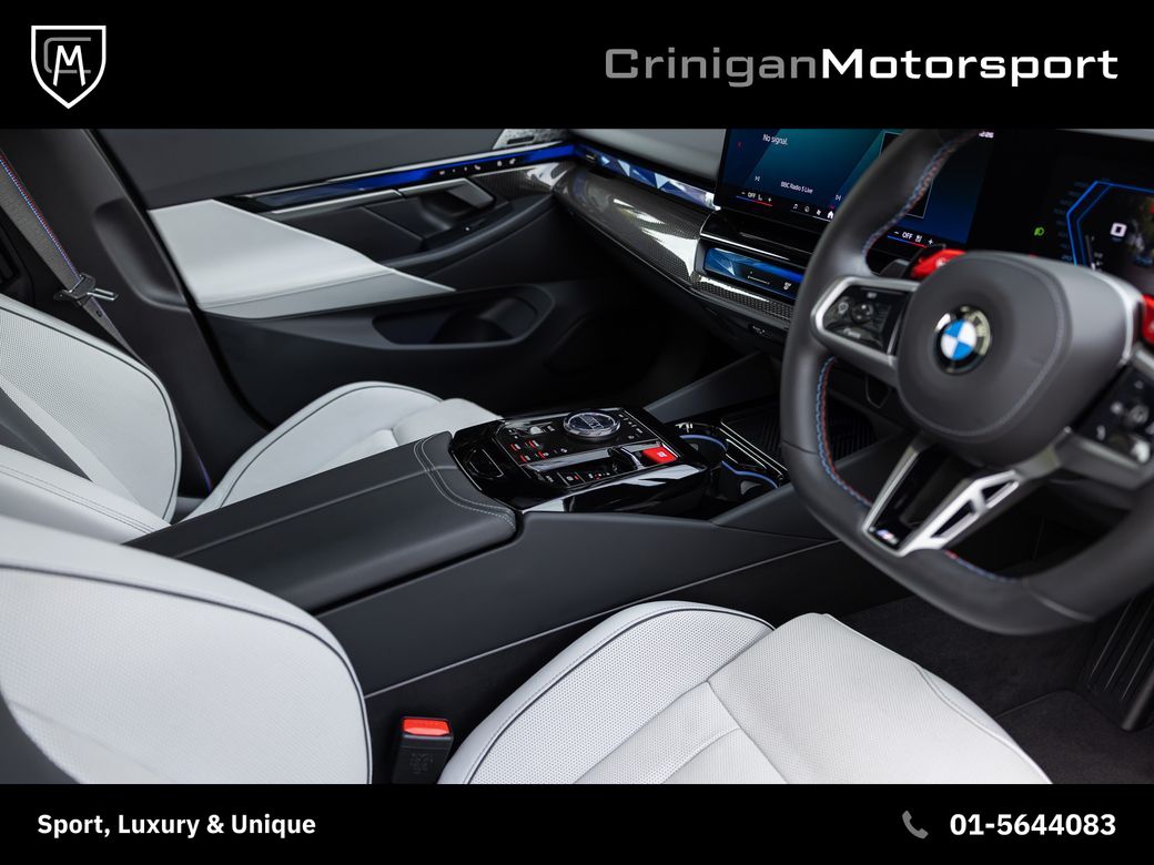 2025 BMW M5