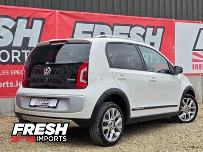 2016 Volkswagen up!