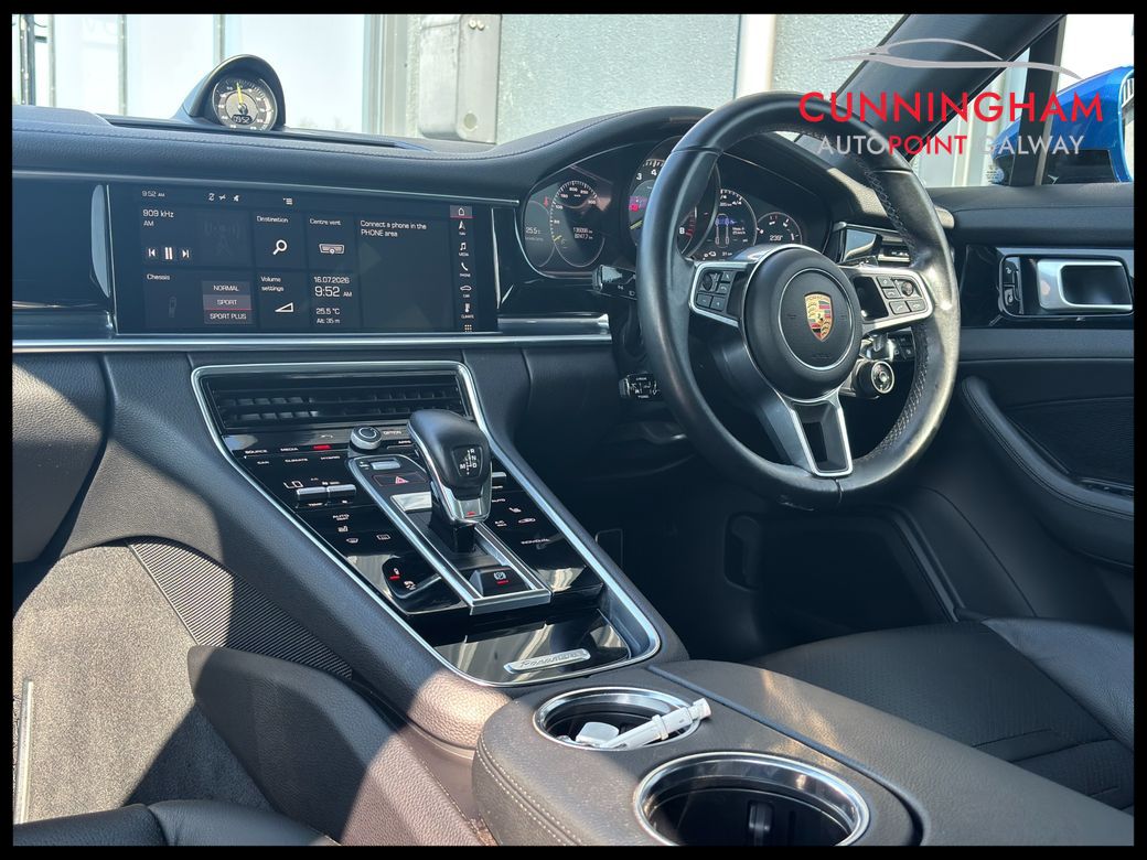 2018 Porsche Panamera