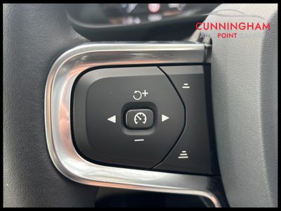2020 Volvo XC40