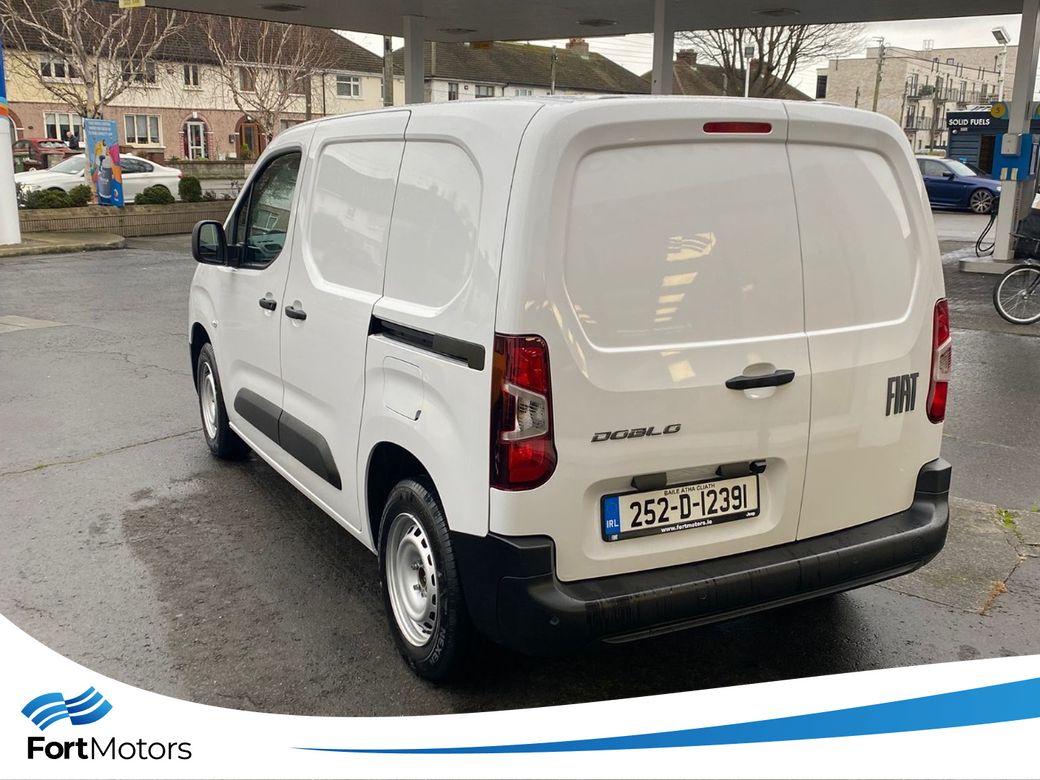 2025 Fiat Doblo
