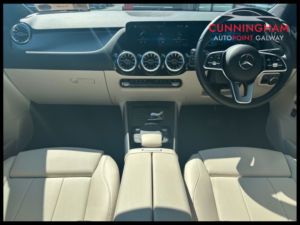 2021 Mercedes-Benz EQA