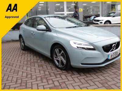 2018 Volvo V40