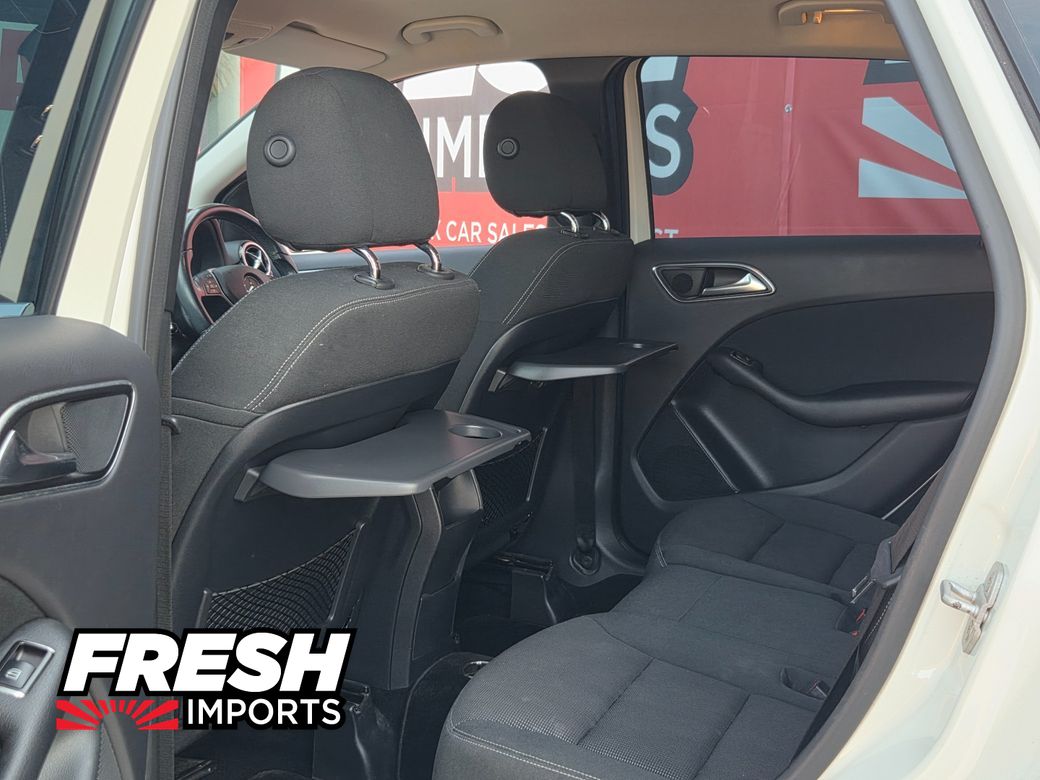 2013 Mercedes-Benz B 180