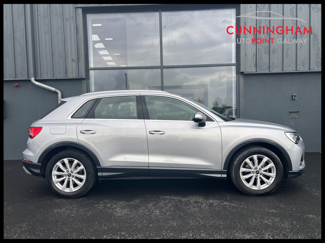 2022 Audi Q3