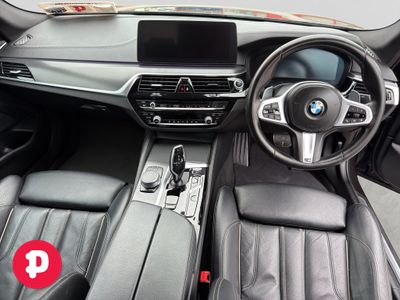2021 BMW 530