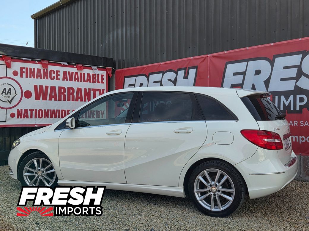 2013 Mercedes-Benz B 180