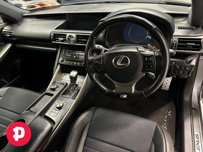 2017 Lexus IS