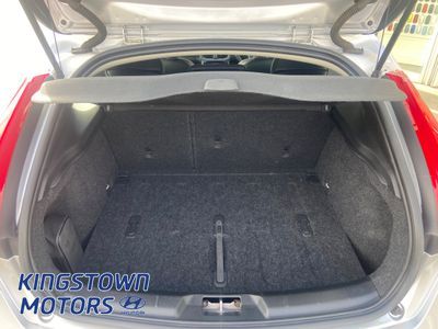 2016 Volvo V40