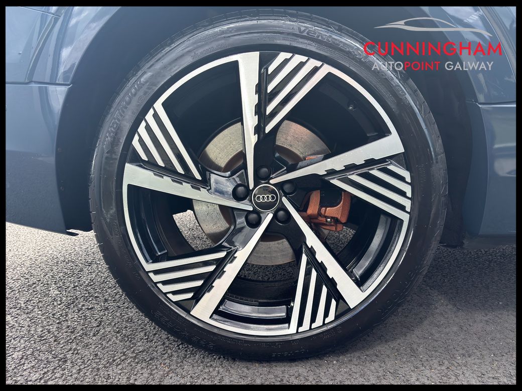 2022 Audi e-tron