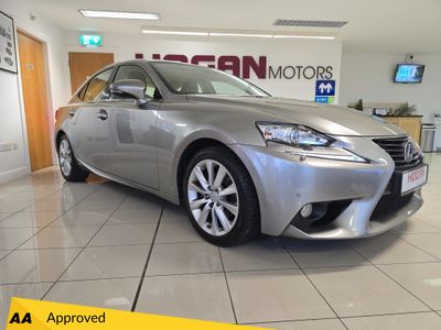 2014 Lexus IS 300h