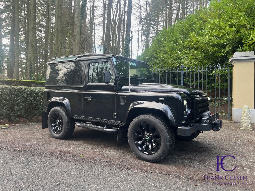 2014 Land Rover Defender 90