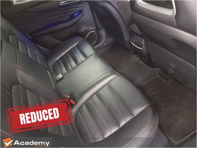 2023 MG HS