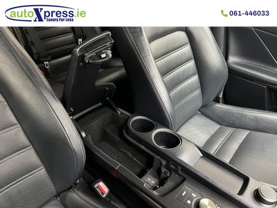 2015 Lexus IS 300h