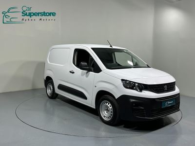 2023 Peugeot Partner