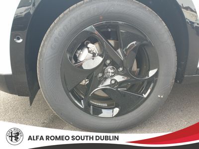 2026 Alfa Romeo Junior