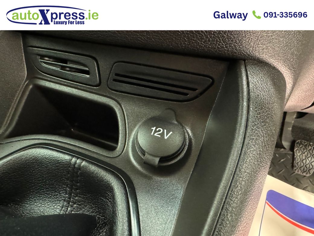 2018 Ford Transit Courier