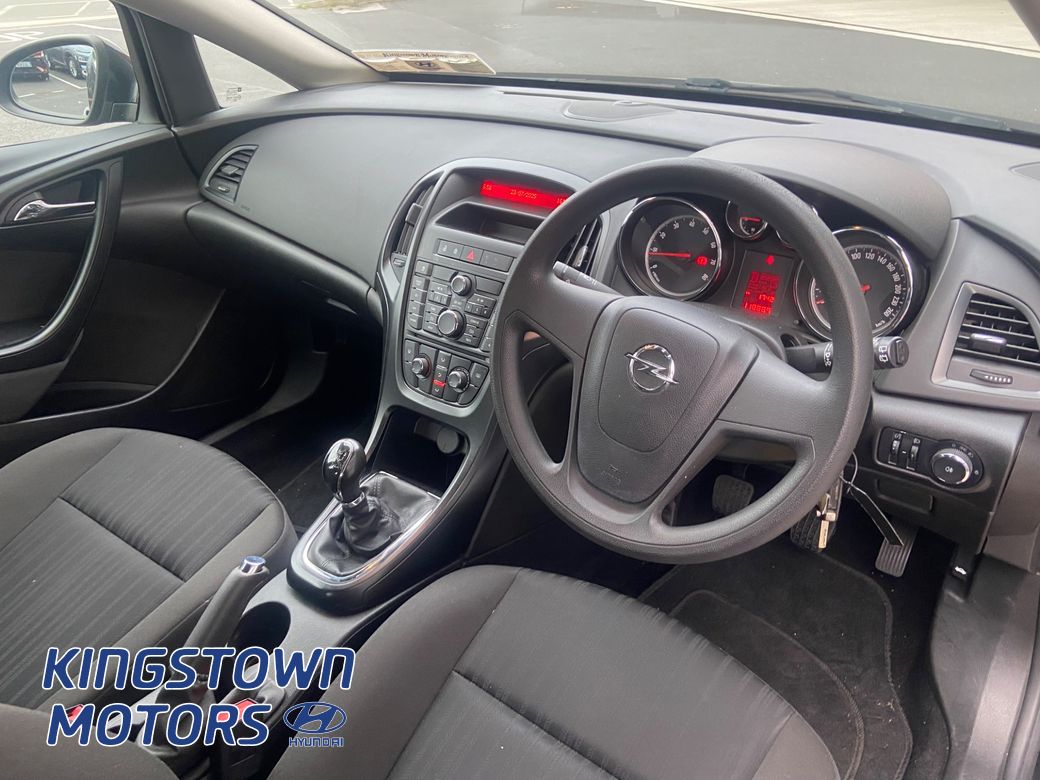 2014 Opel Astra