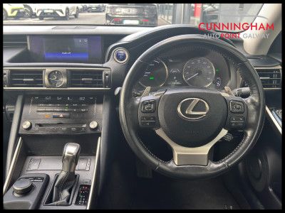 2018 Lexus IS 300h