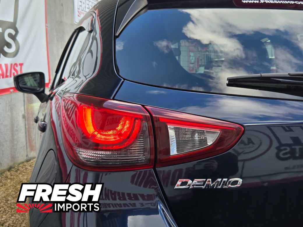 2016 Mazda Demio
