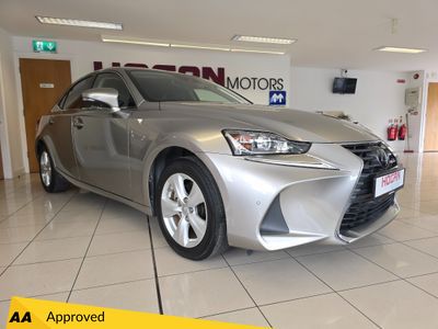 2019 Lexus IS 300h