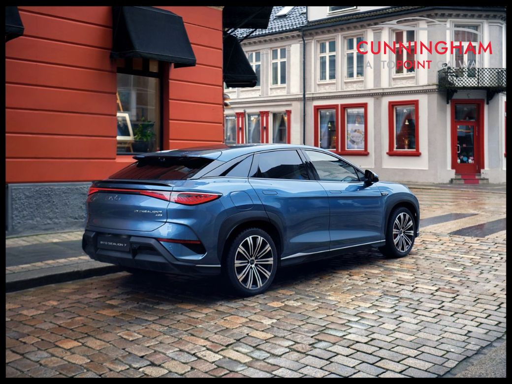 2025 BYD Sealion 7