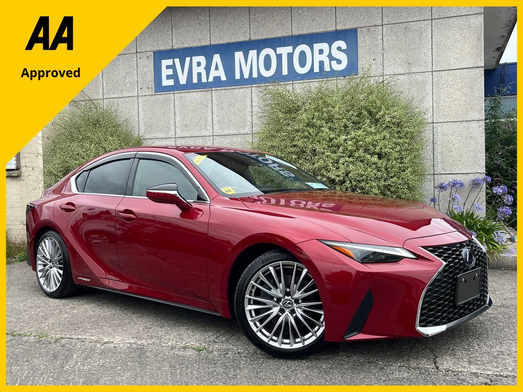 2021 Lexus IS 300h