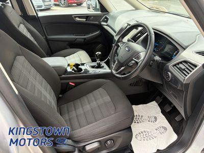2016 Ford Galaxy