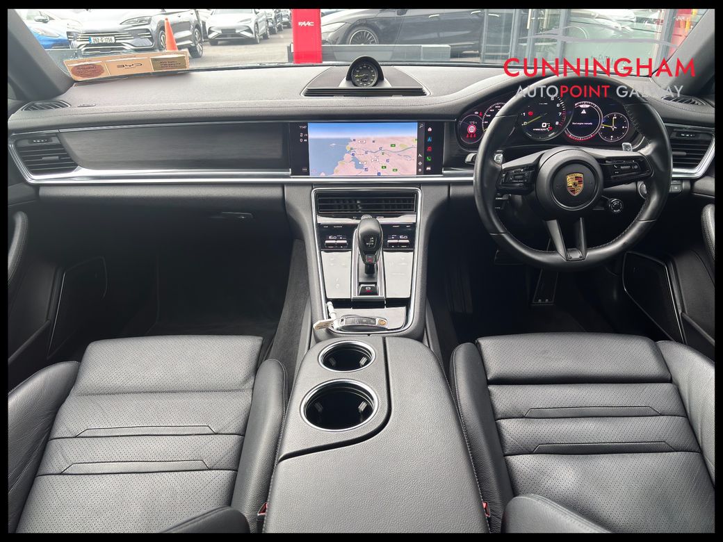 2022 Porsche Panamera