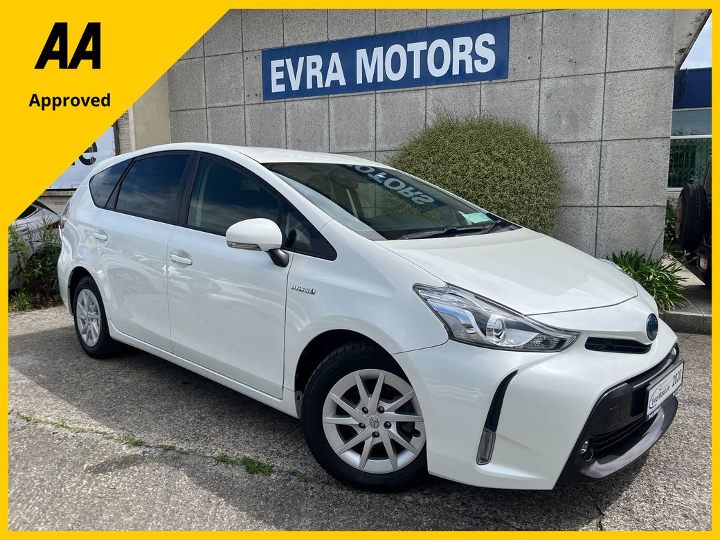 2020 Toyota Prius Alpha
