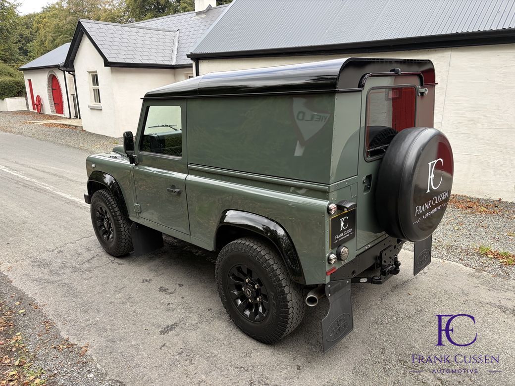 2015 Land Rover Defender 90
