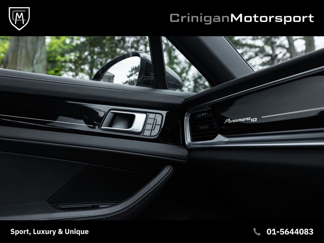 2020 Porsche Panamera