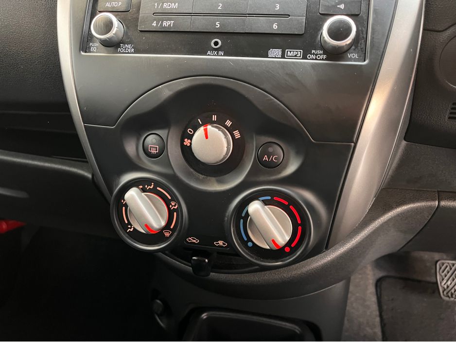 2016 Nissan March