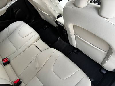 2016 Volvo V40