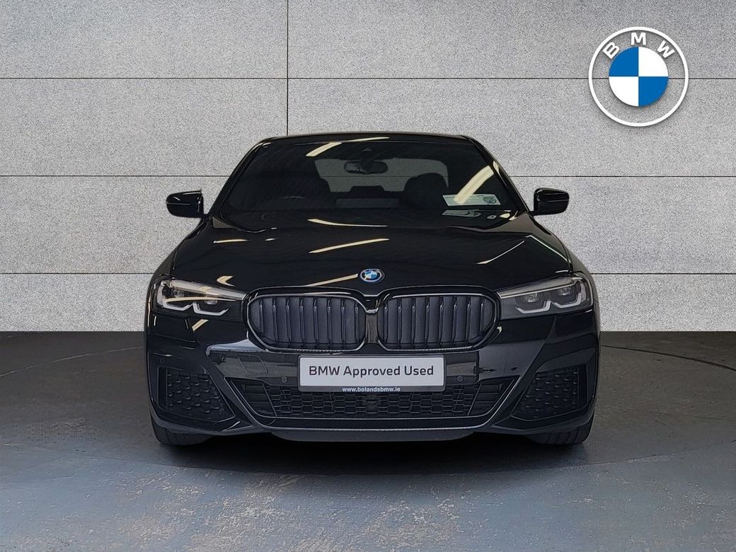 2022 BMW 5 Series